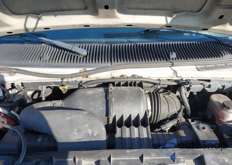 2009 Ford E-350 Super Duty Xl/Xlt from USA, damaged, VIN 1FBSS31L19DA38313